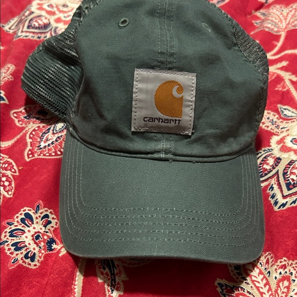 Carhartt Other - Carhartt Dark Green Mesh-Back Logo Cap